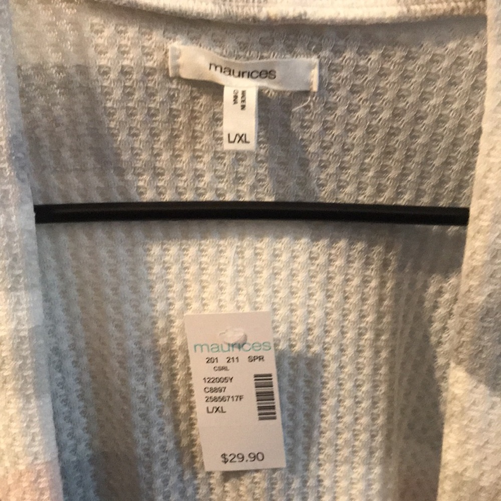 Cardigan - Picture 2 of 4